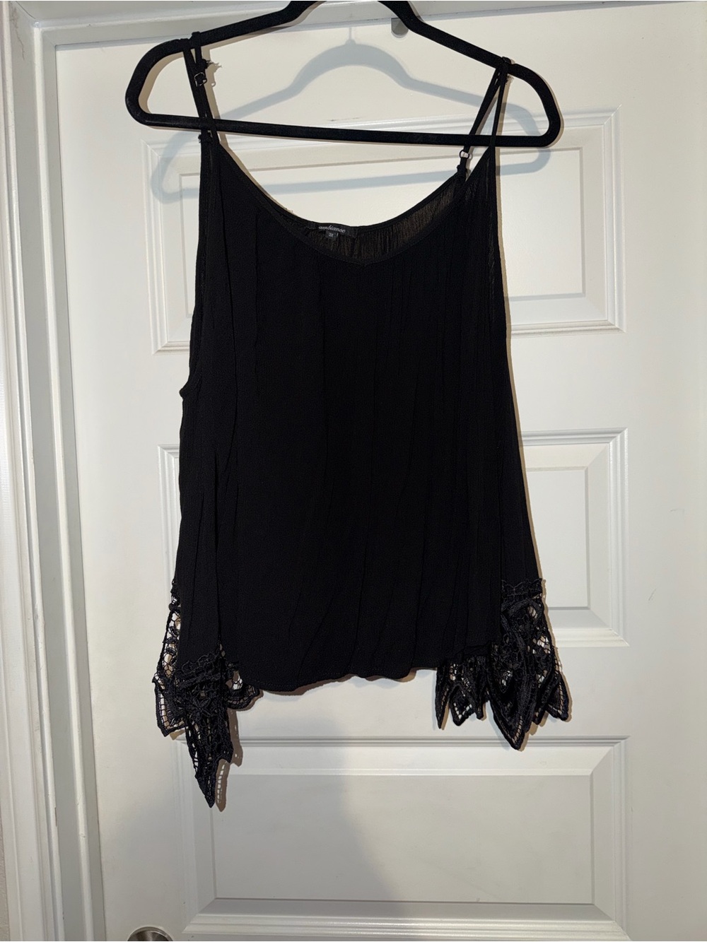 Fashion Nova Black Lace-Trim Spaghetti Strap Camisole